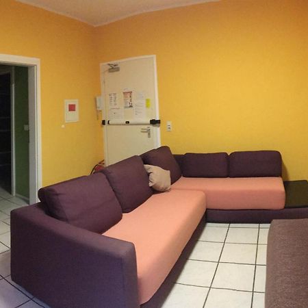 Dormitorium Kaarst Wohnraum Auf Zeit旅舍 外观 照片