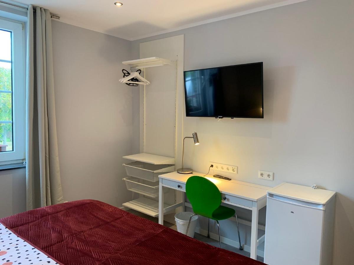 Dormitorium Kaarst Wohnraum Auf Zeit旅舍 外观 照片
