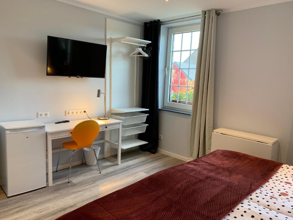Dormitorium Kaarst Wohnraum Auf Zeit旅舍 外观 照片