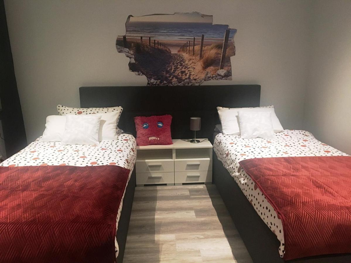 Dormitorium Kaarst Wohnraum Auf Zeit旅舍 外观 照片