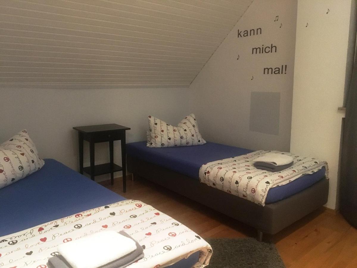 Dormitorium Kaarst Wohnraum Auf Zeit旅舍 外观 照片