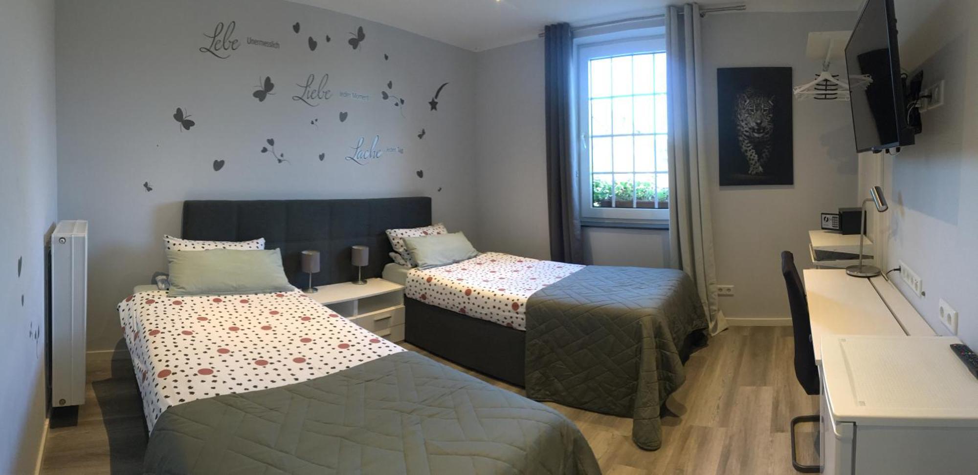 Dormitorium Kaarst Wohnraum Auf Zeit旅舍 外观 照片